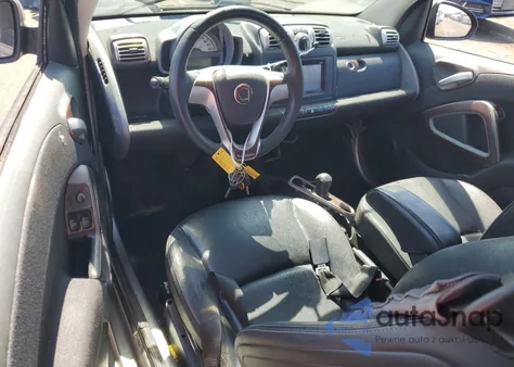 2009 Smart Fortwo Passion z USA, uszkodzony, nr VIN WMEEK31X39K219583